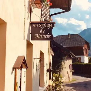 Au Refuge De Blanche Seythenex