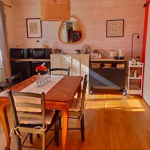 Bed & Breakfast Chambres D'Hotes Et Gite D'Etape Avel Glaz
